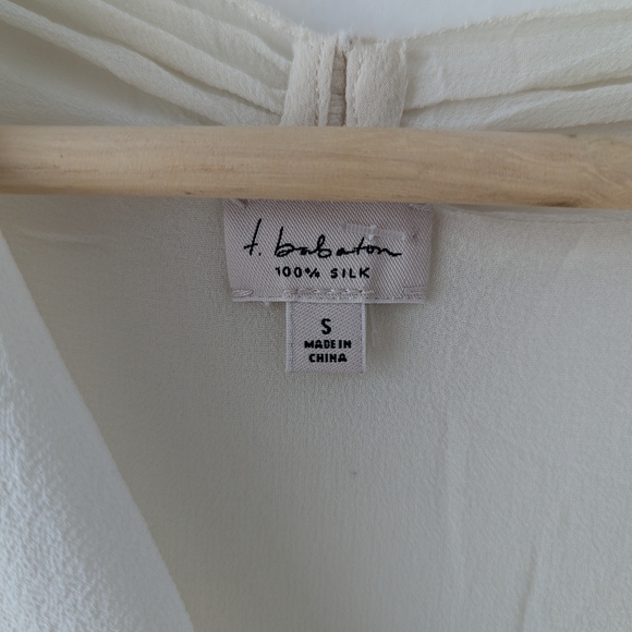 Aritzia Babaton Tinsley 100% Silk Ruffle Blouse - Cream - Size Small - Picture 3 of 14